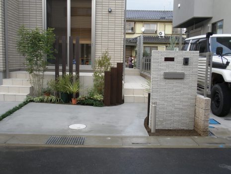 埼玉県春日部市　コンパクトに整ったエクステリア NO.119