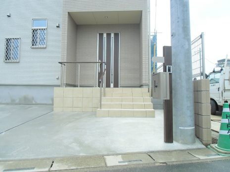 【白岡市】　見た目すっきりまとめた門まわり NO.225