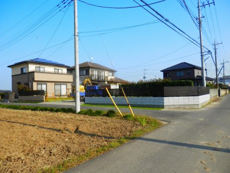 埼玉県杉戸町　目隠しフェンスでクローズ外構 NO.348