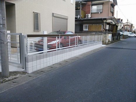 【蓮田市】　門塀に宅配BOXを取り付けました NO.121