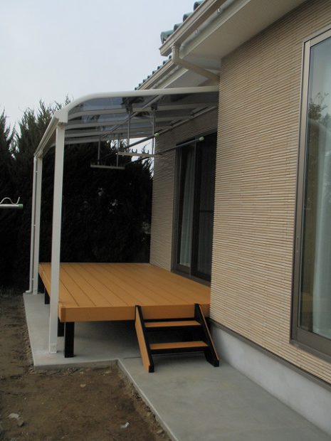 埼玉県上尾市　ひとと木のウッドデッキとマイリッシュ NO.68