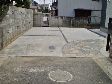 【久喜市】　フェンス交換と石貼りのアプローチ NO.422