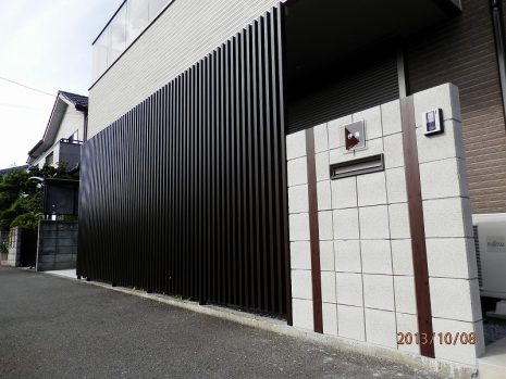 【久喜市】　LIXILスリットラインで目隠し NO.172