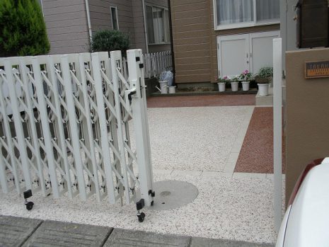 【久喜市】　駐車場を明るいガレージに NO.114