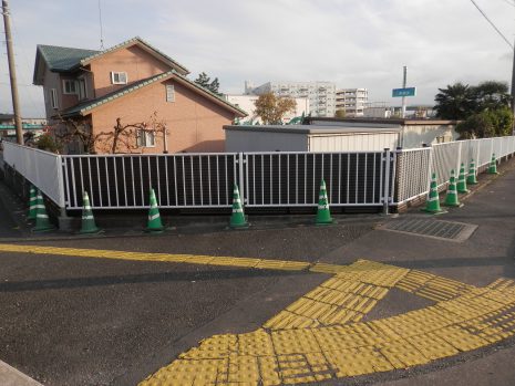 【久喜市】　事故で壊れたフェンスをリフォーム NO.361