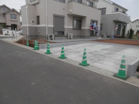 【久喜市】　大きな土地の一部を駐車場工事 NO.487