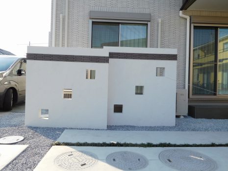埼玉県杉戸町　おしゃれな門塀は目隠しにも NO.589