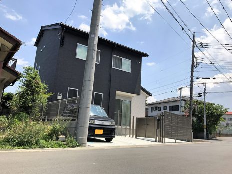 埼玉県川口市　建物まわりに砂利とスタンプコンクリート NO.645