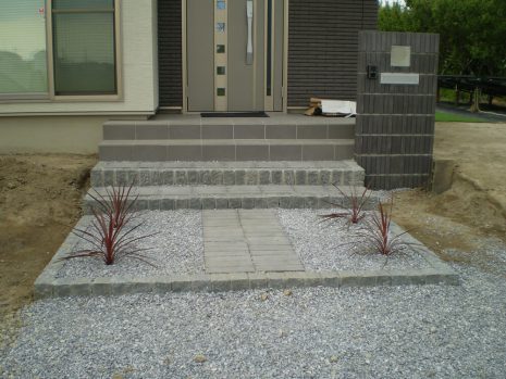 埼玉県幸手市　門塀とアプローチ NO.633