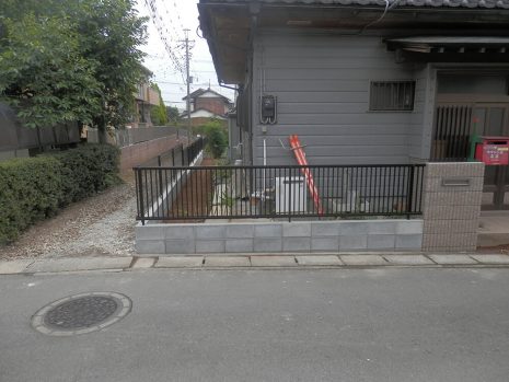 【久喜市】　垣根を壊して塀工事 NO.636