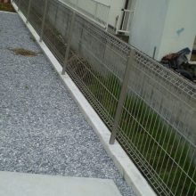 目隠しフェンスと土間で駐車場工事 NO.649の施工写真3