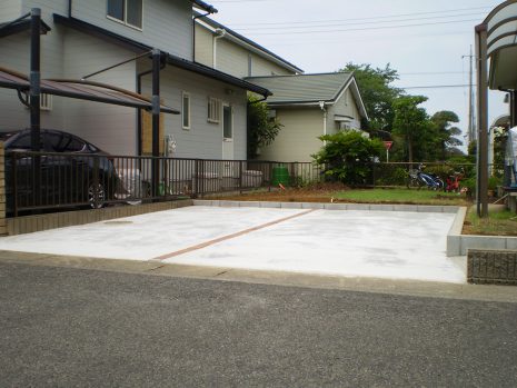 埼玉県杉戸町　庭石などと取り除き駐車場に NO.664