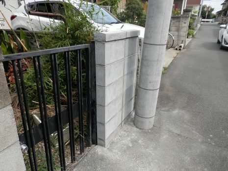 【久喜市】　ブロック塀の補修工事 NO.691