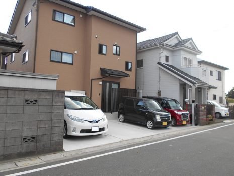 【久喜市】　土間と機能門柱でオープン外構 NO.711