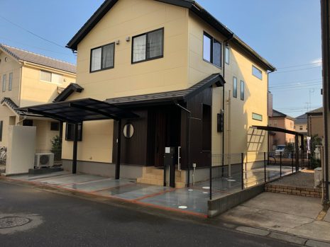 埼玉県のカーポート　カラーを統一 NO.819