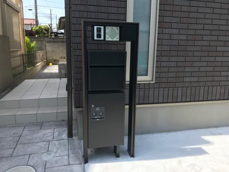 埼玉県越谷市　宅配BOX付き機能門柱 NO.868