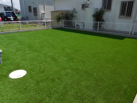 埼玉県鴻巣市　芝と砂利で雑草対策 NO.885