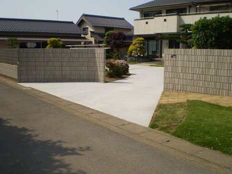 埼玉県宮代町　植栽からフェンスへ NO.890