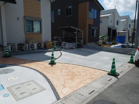 埼玉県春日部市　アプローチのランダムストーン NO.960