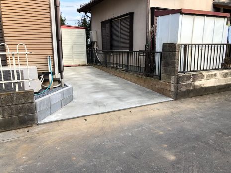 埼玉県幸手市 お庭を駐車場に変更 NO.1016