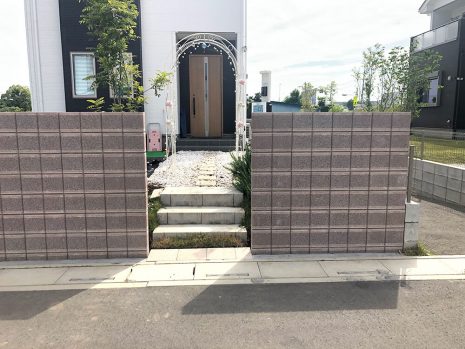 【久喜市】　化粧ブロックで門袖 NO.1103