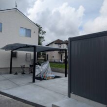 ガレージ　アルシアフィットDM2635HDA　カーポート　セルフィの外構工事　No.2544の施工写真1