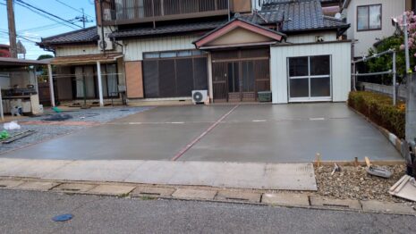 埼玉県さいたま市　リフォーム外構工事【ブロック塀撤去・駐車場 土間コンクリート】No.2600