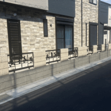 新築外構工事　【スカイリード 2台用　ブラックポリカ】No.2631の施工写真メイン