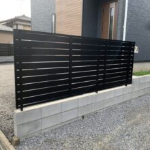 目隠しフェンス【フェンスAB YS3型】工事・立水栓設置　No.2653の施工写真1