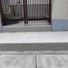 既存アプローチ改修工事　グレイスランド　タイル工事　No.2640の施工写真2