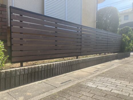 埼玉県幸手市　目隠しフェンス工事(三協立山　シャトレナⅡ2型　1000JNK)　No.2662