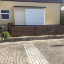 目隠しフェンス工事(三協立山　シャトレナⅡ2型　1000JNK)　No.2662の施工写真2