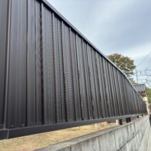 目隠しフェンス工事【三協ｱﾙﾐ　ﾆｭｰｱｲｼｬﾉﾝ3型　H800】No.2658の施工写真3