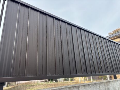 埼玉県桶川市　目隠しフェンス工事【三協ｱﾙﾐ　ﾆｭｰｱｲｼｬﾉﾝ3型　H800】No.2658