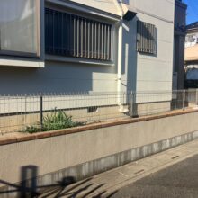 独立基礎　メッシュフェンス工事　No.2710の施工写真メイン