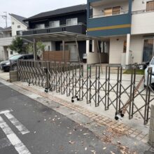 【カーポート・伸縮門扉 新設】外構リフォーム工事 No.2692の施工写真1