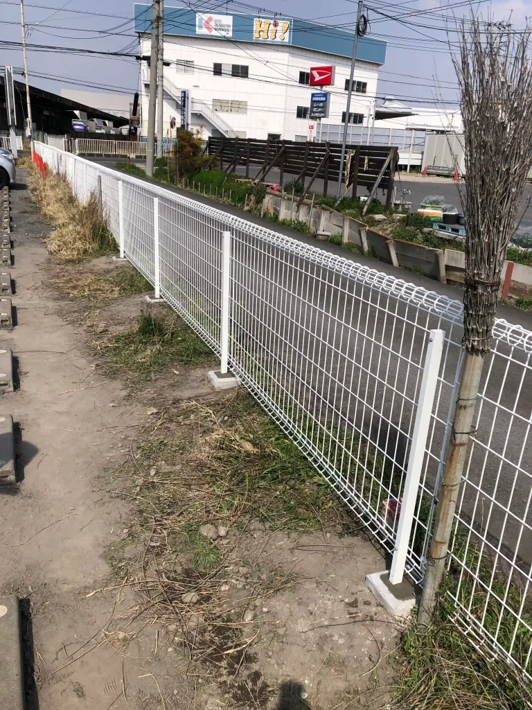 埼玉県さいたま市　さいたま市のユメッシュR型フェンス　修繕工事　No.2758