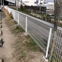 さいたま市のユメッシュR型フェンス　修繕工事　No.2758の施工写真1