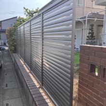 伐採抜根　目隠しフェンス工事　No.2898の施工写真3