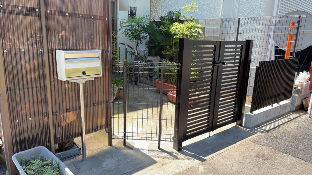 東京都江戸川区　【保険工事】門扉及び・フェンス工事　No.2890