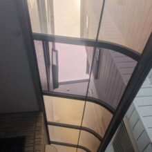 サイクルポート屋根交換工事　No.2892の施工写真1