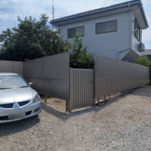 植栽伐採抜根工事・目隠しフェンス工事 No.2909の施工写真2