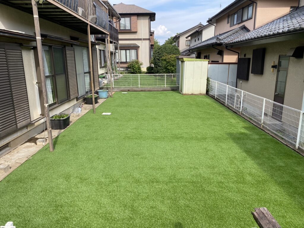 埼玉県鳩山町　人工芝工事【雑草対策】No.2926