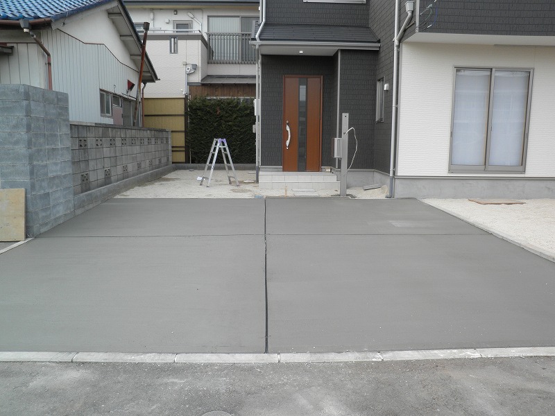土間コンクリート養生中 埼玉の格安外構 エクステリア工事ならヒライ エクステリア 幸手 久喜 加須市等